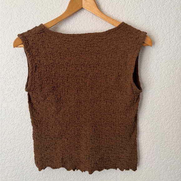Popcorn Knit Twist Front Sleeveless Crop Top Size Small - Picture 4 of 8